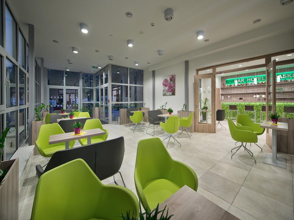 Ea Hotel Kraskov Stary Dvur Exteriör bild